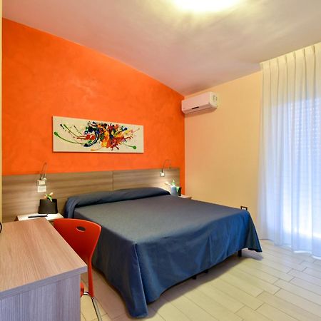 Villa Bianca Hotel & Spa San Salvo Bagian luar foto
