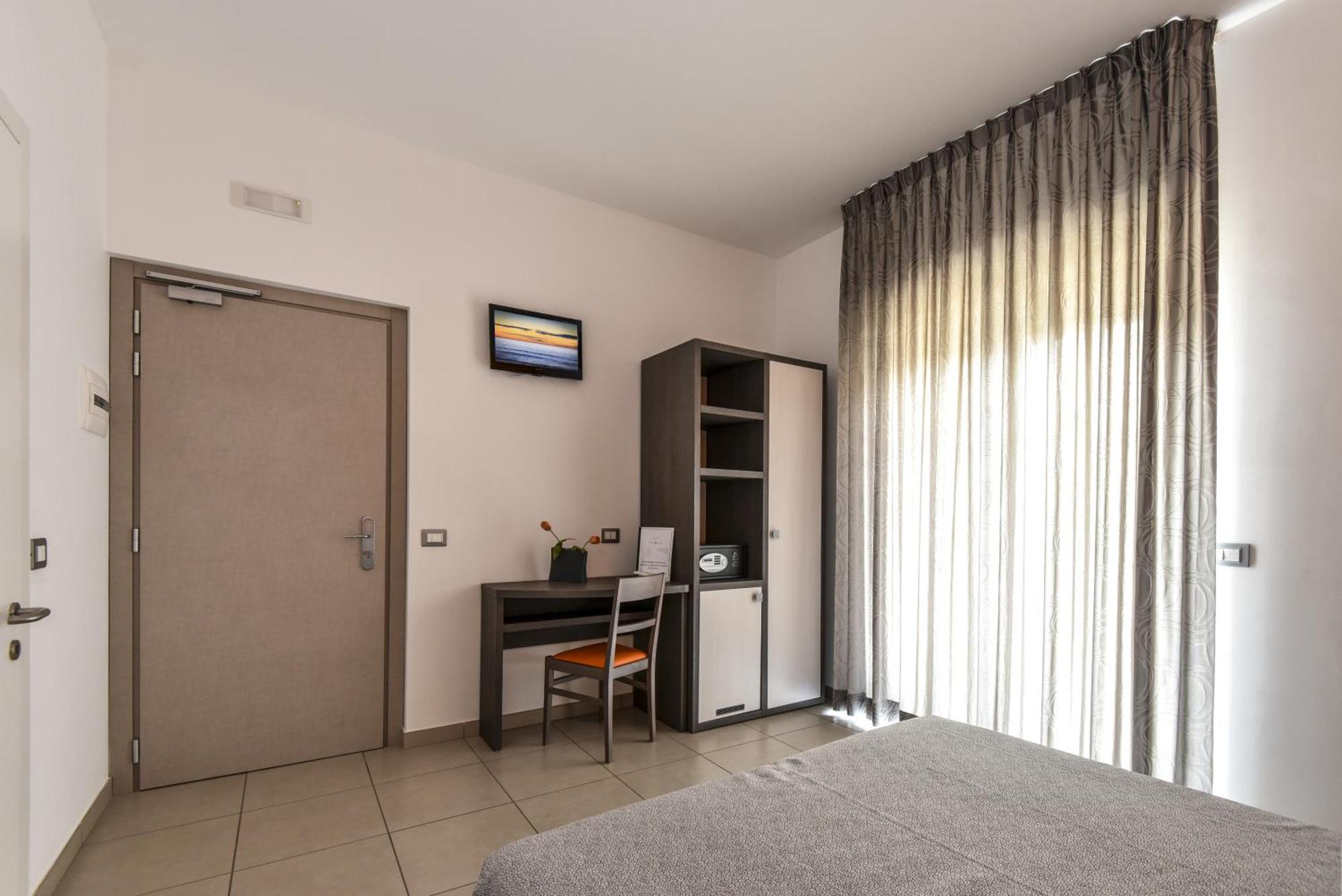 Villa Bianca Hotel & Spa San Salvo Bagian luar foto