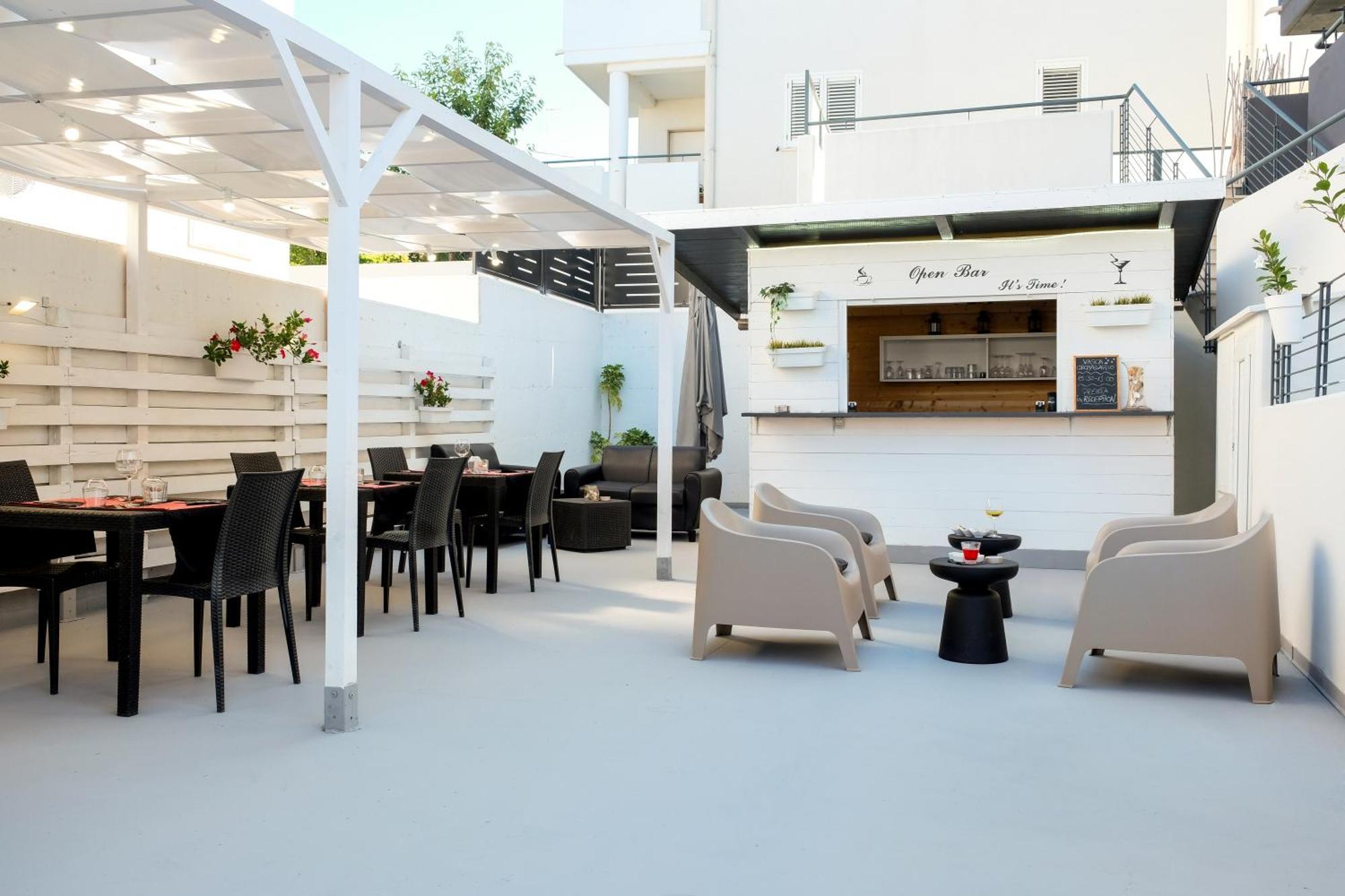 Villa Bianca Hotel & Spa San Salvo Bagian luar foto