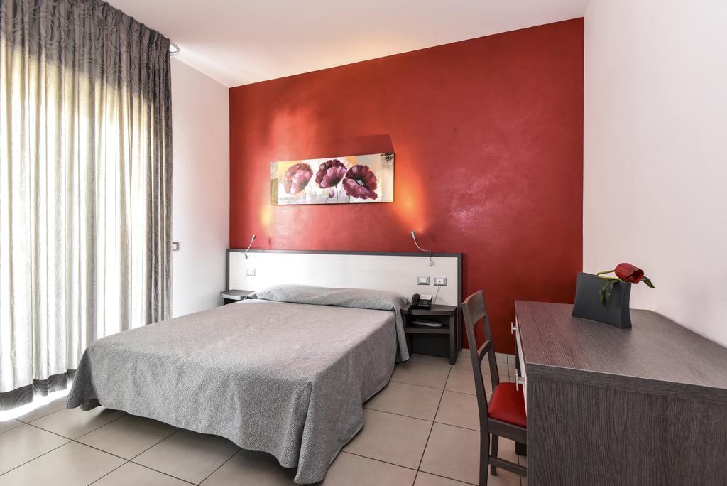 Villa Bianca Hotel & Spa San Salvo Bagian luar foto